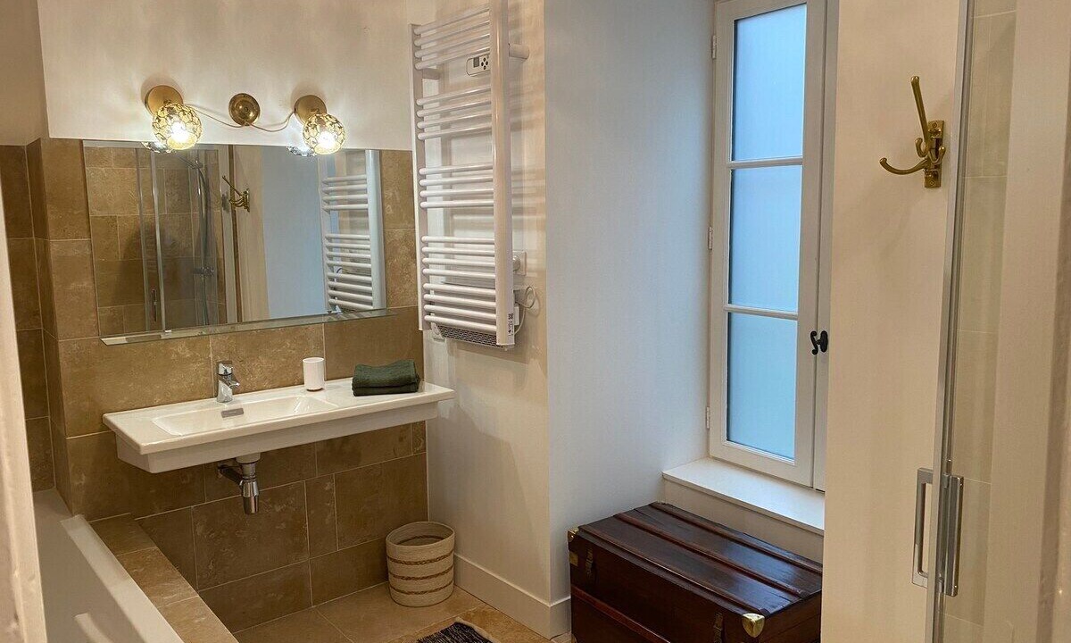 Photo of Bathroom in Noyers-sur-Serein