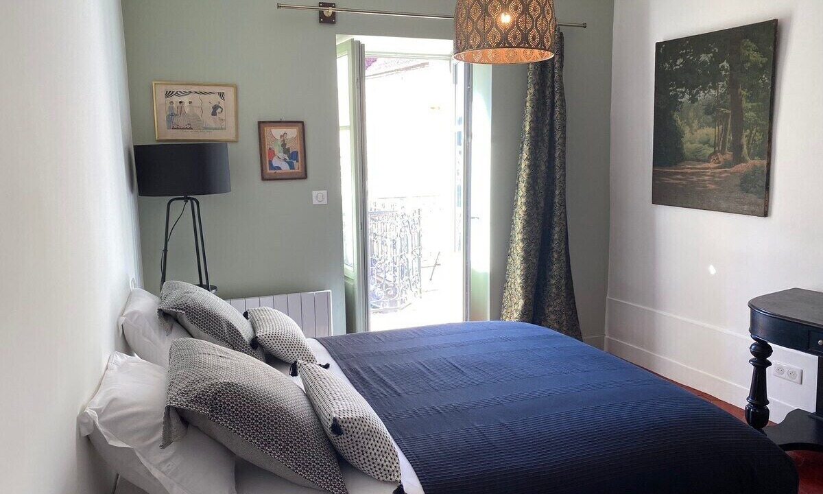 Photo of Bedroom in Noyers-sur-Serein