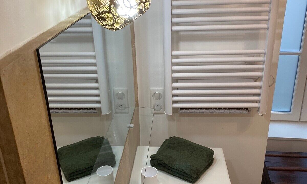 Photo of Bathroom in Noyers-sur-Serein