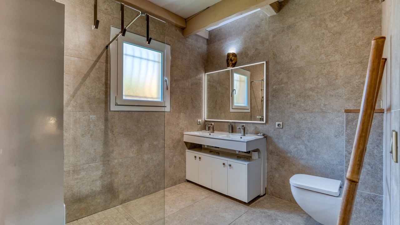 Photo of Bathroom in Le Bosc