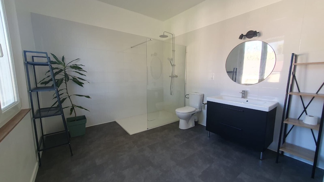 Photo of Bathroom in Saint-Amans-de-Pellagal