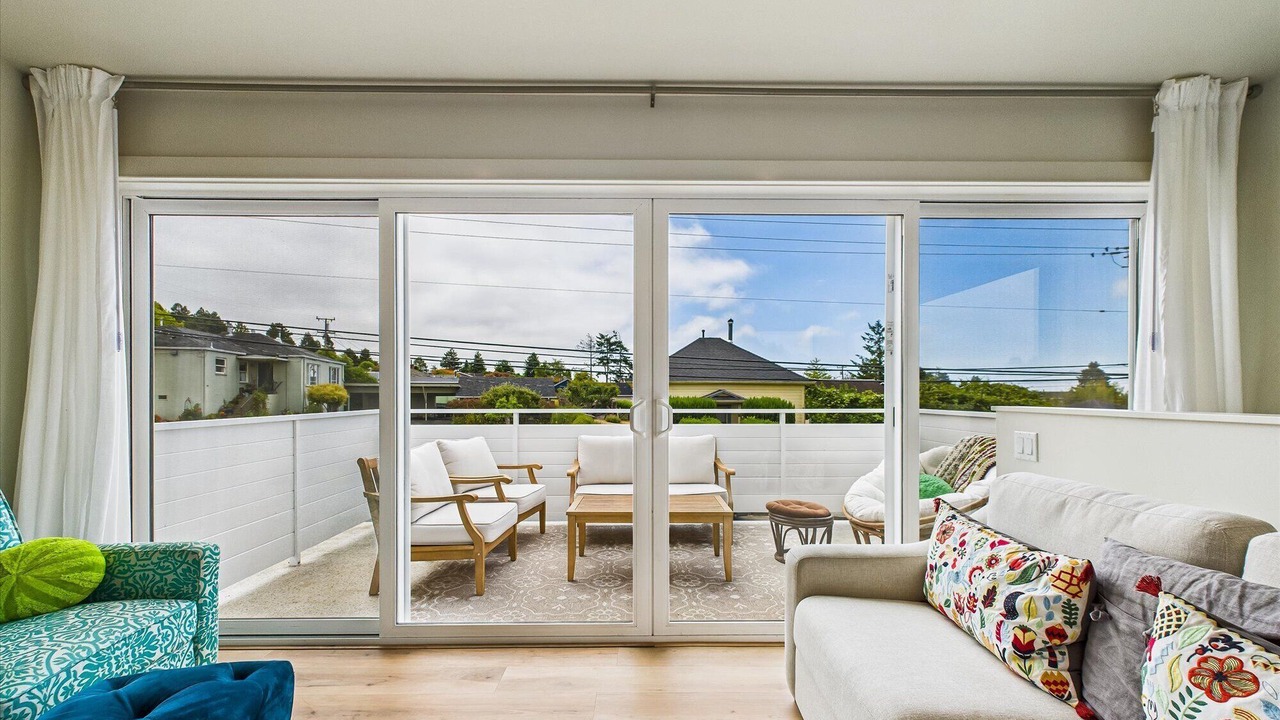 Photo of Livingroom in Arcata