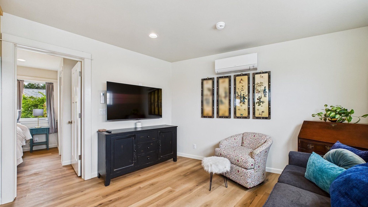 Photo of Livingroom in Arcata