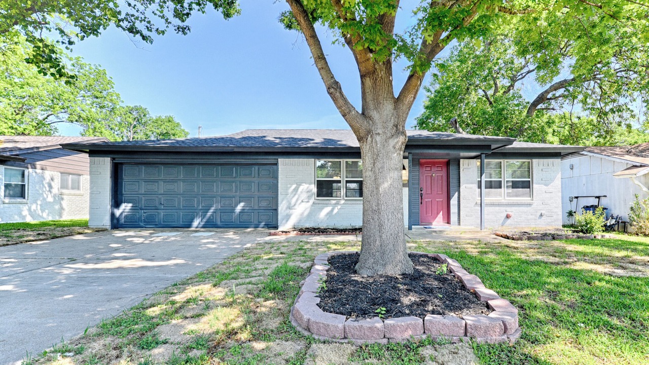 Photo of Outdoor in Burleson