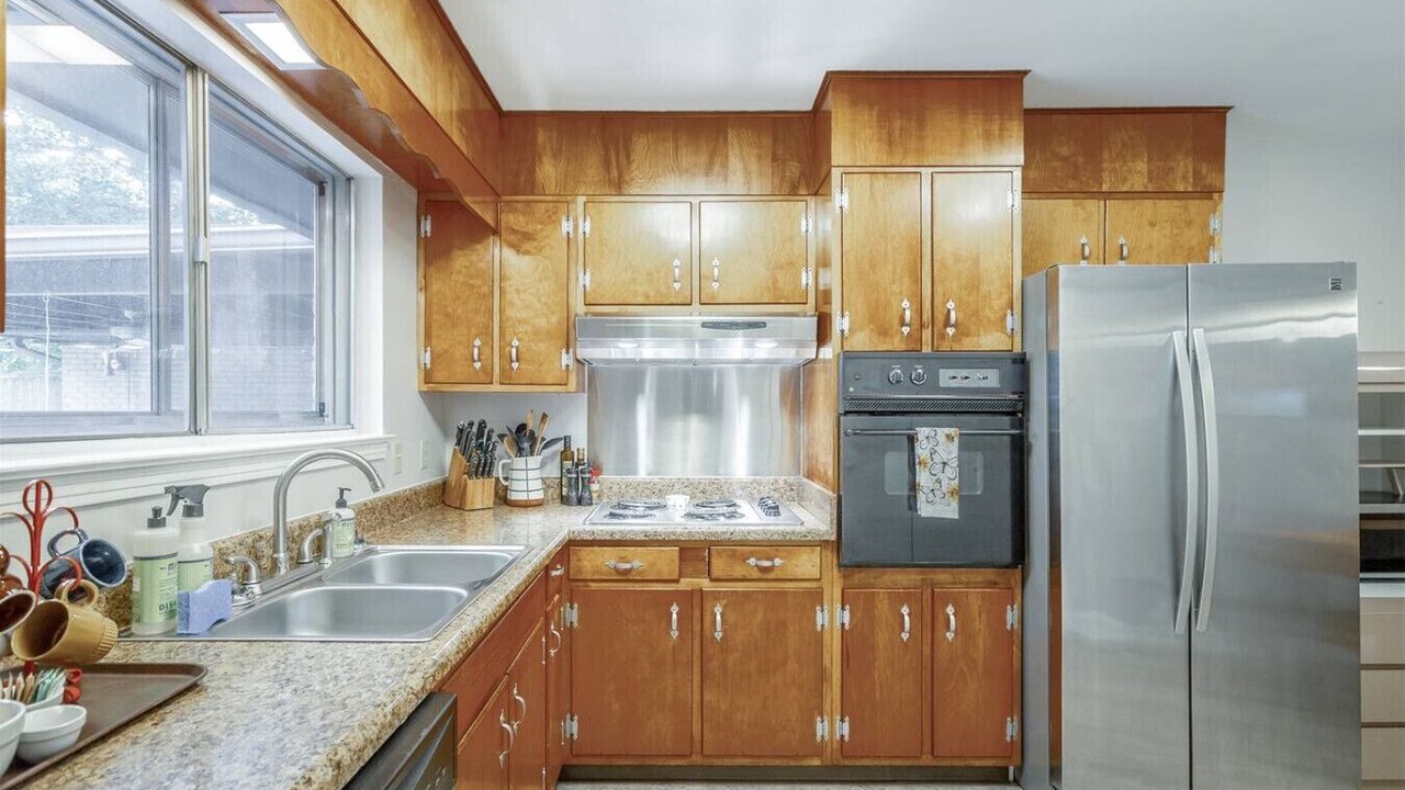 Photo of Kitchen in Lupton City