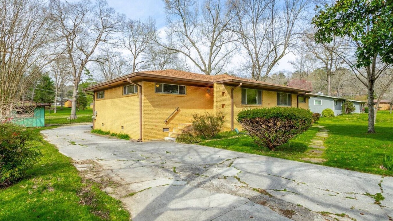 Photo of Outdoor in Lupton City