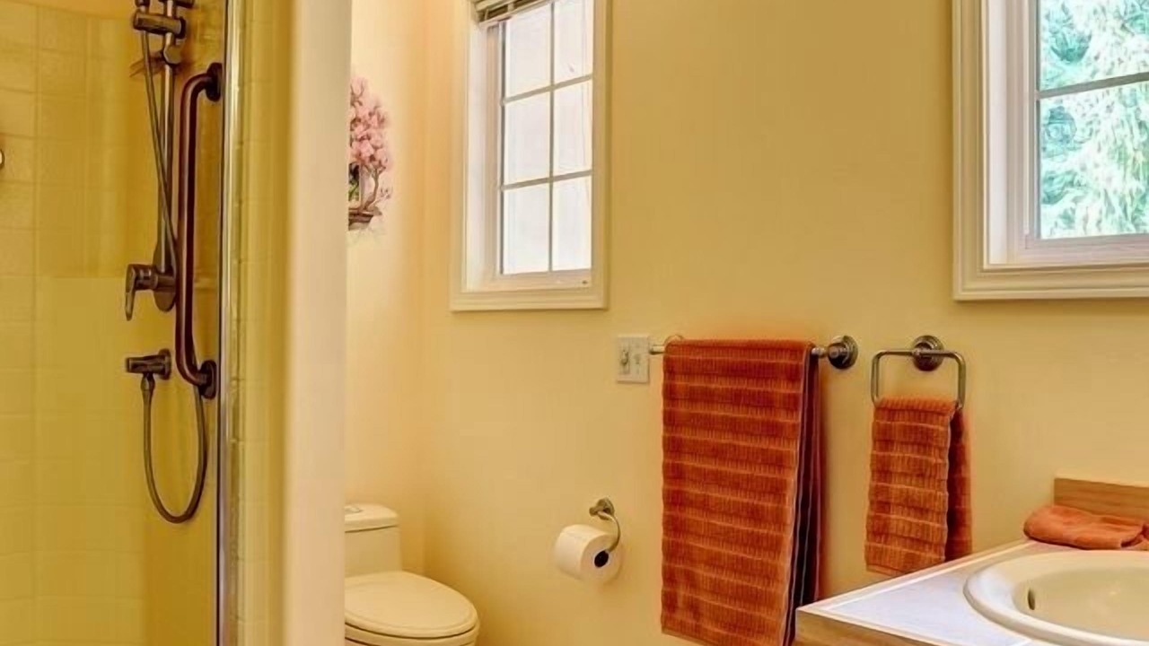 Photo of Bathroom in Riverbend