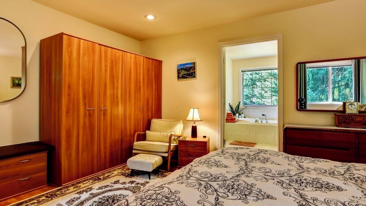 Photo of Bedroom in Riverbend