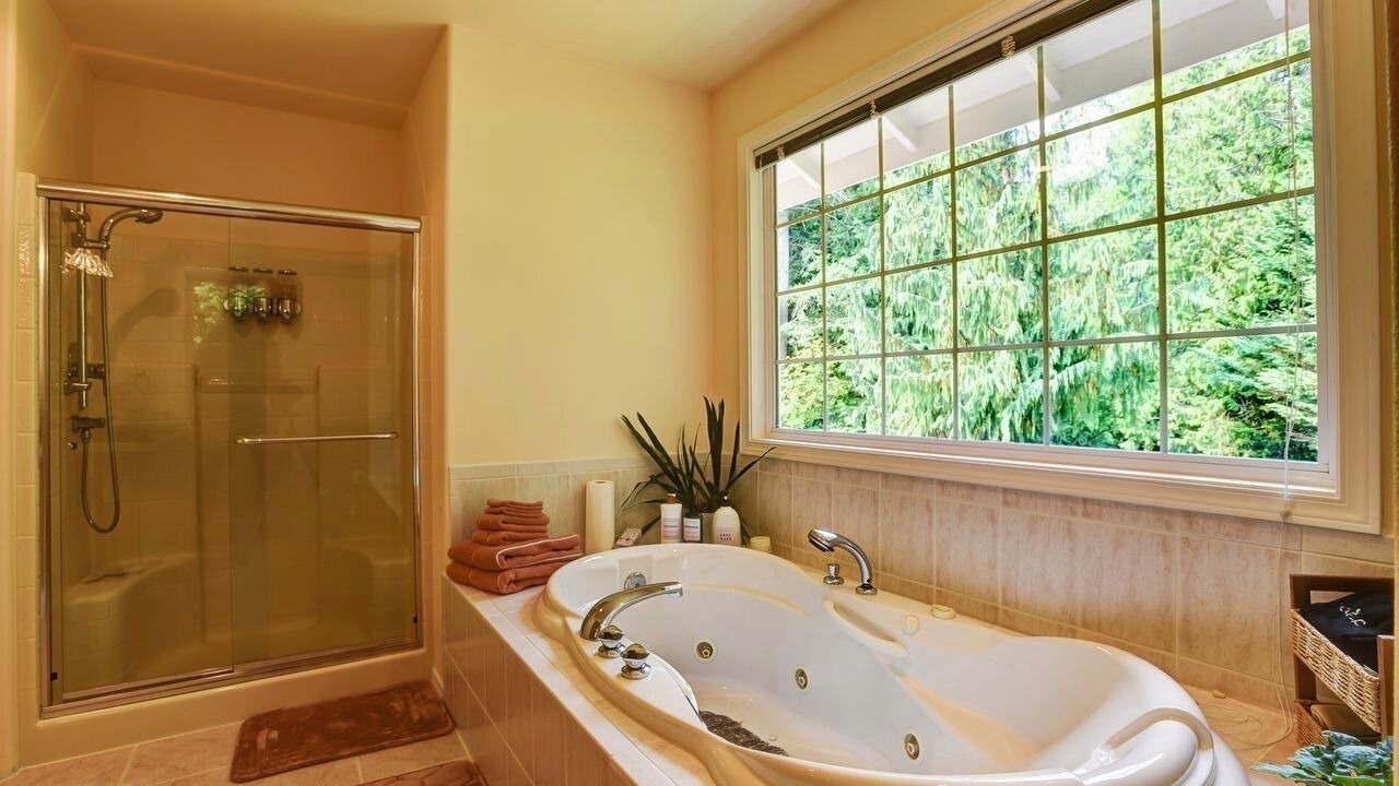 Photo of Bathroom in Riverbend