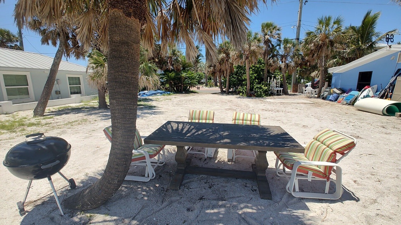Photo of Outdoor in Bayshore Gardens