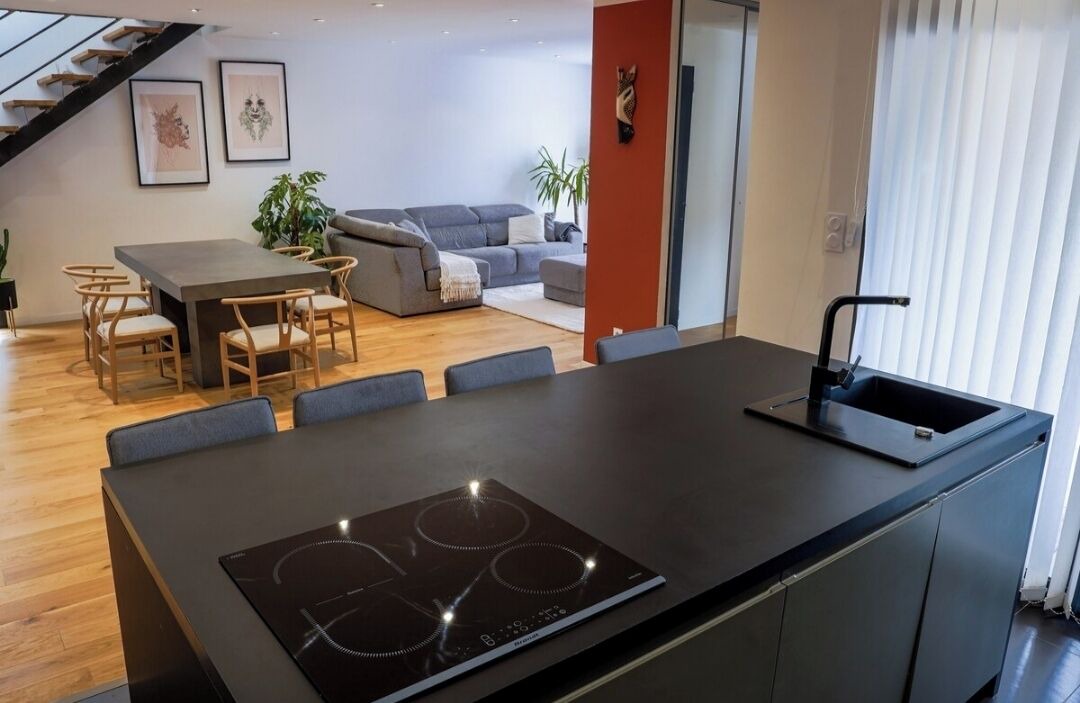 Photo of Others in Les Mages