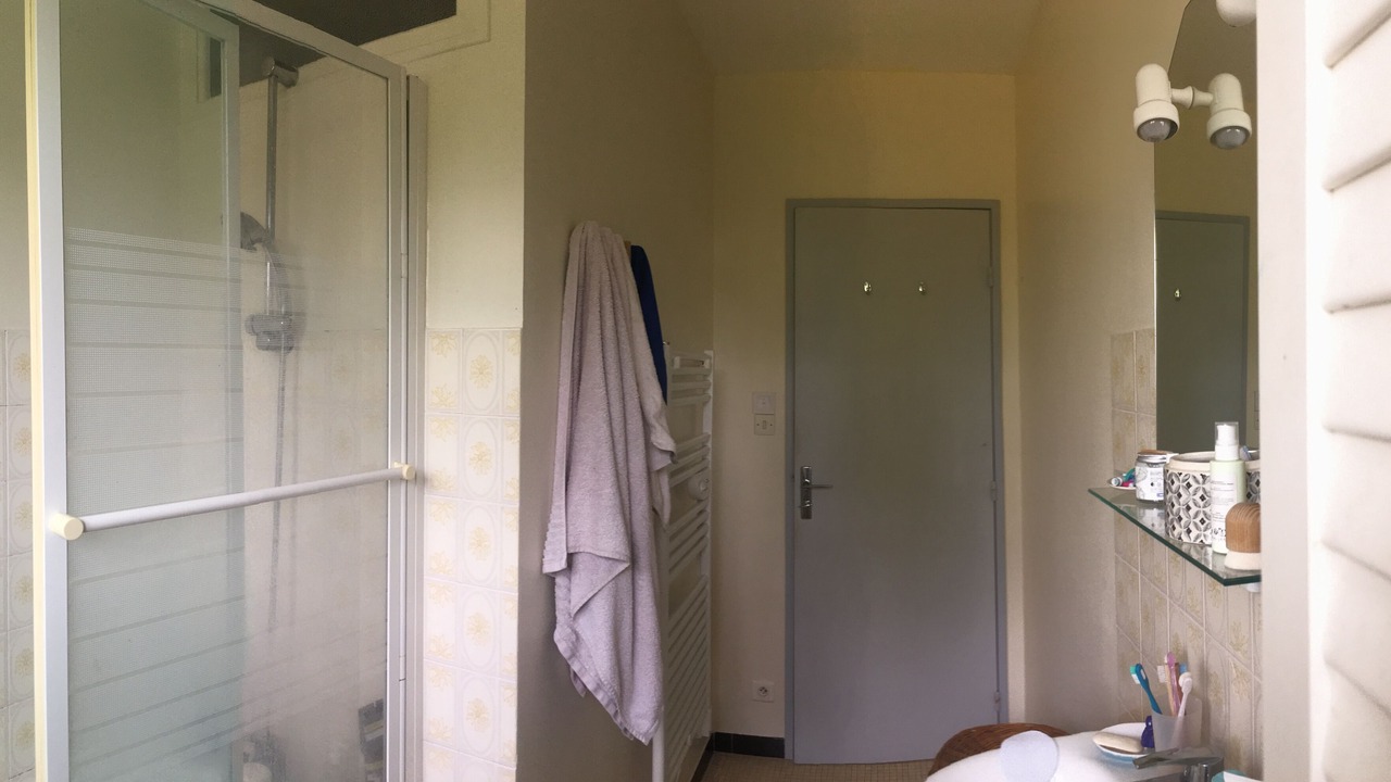 Photo of Bathroom in Saint-Sebastien-sur-Loire