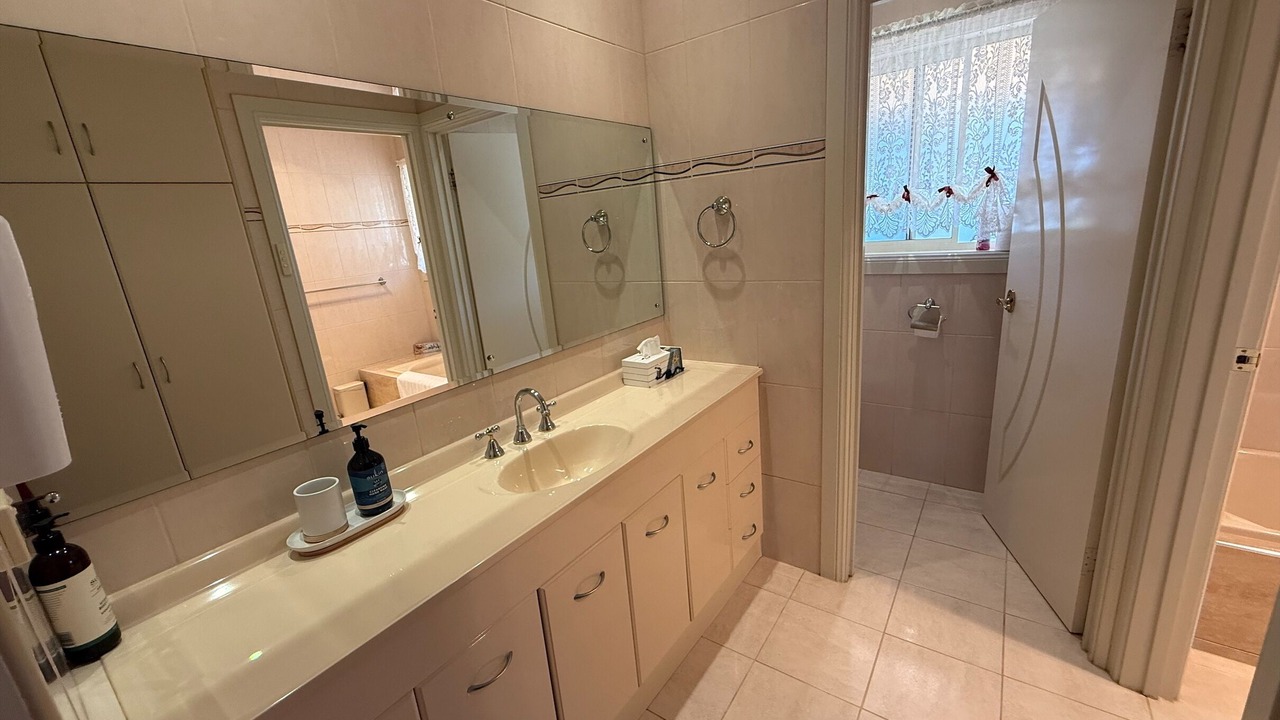 Photo of Bathroom in Muloowurtie