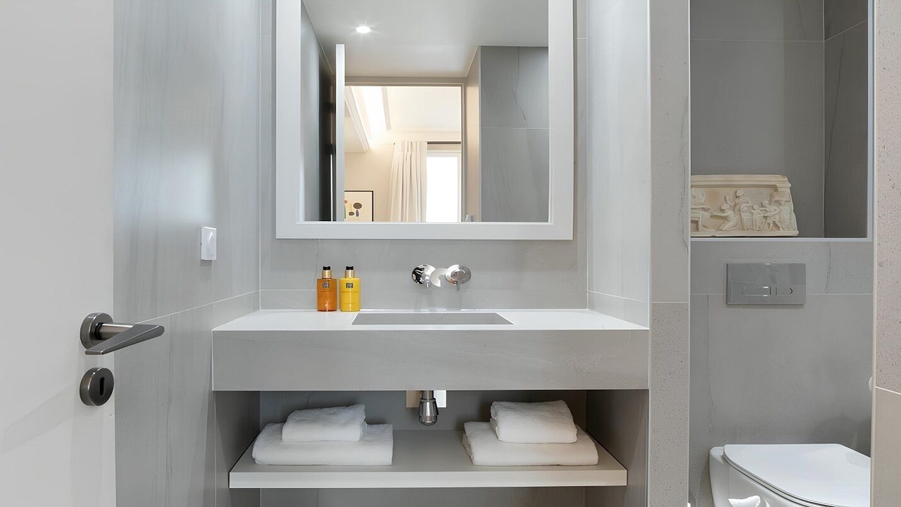 Photo of Bathroom in Saint-Thomas-d'Aquin