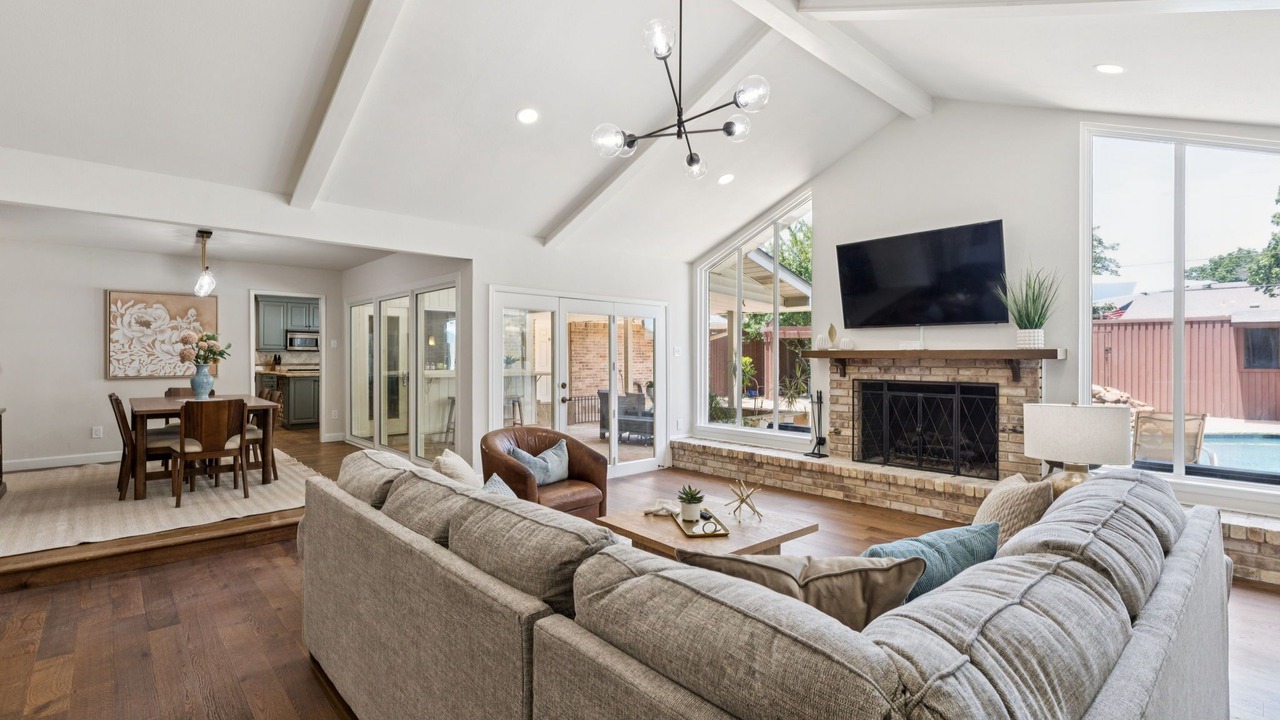 Photo of Livingroom in Northwest Dallas