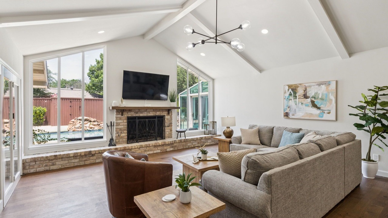 Photo of Livingroom in Northwest Dallas