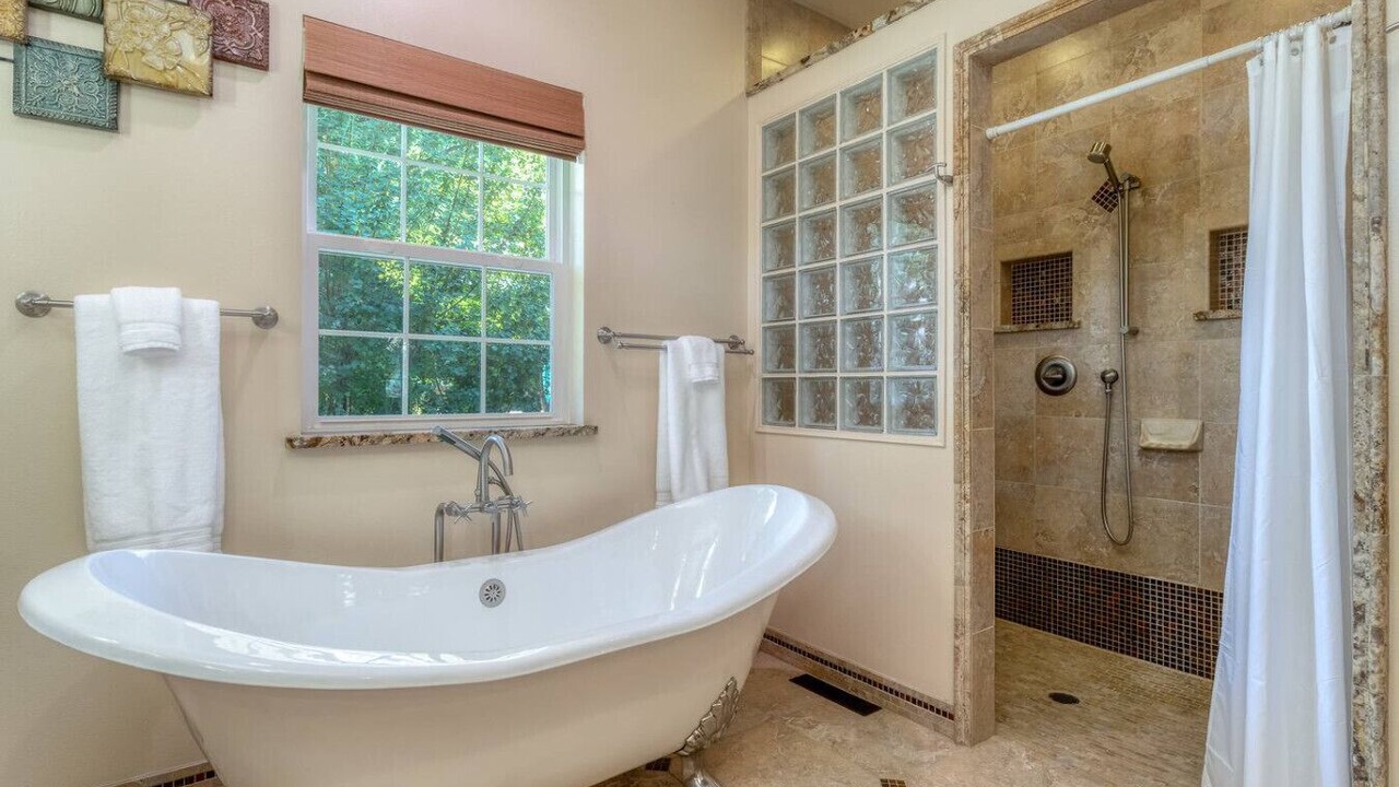 Photo of Bathroom in Walla Walla East