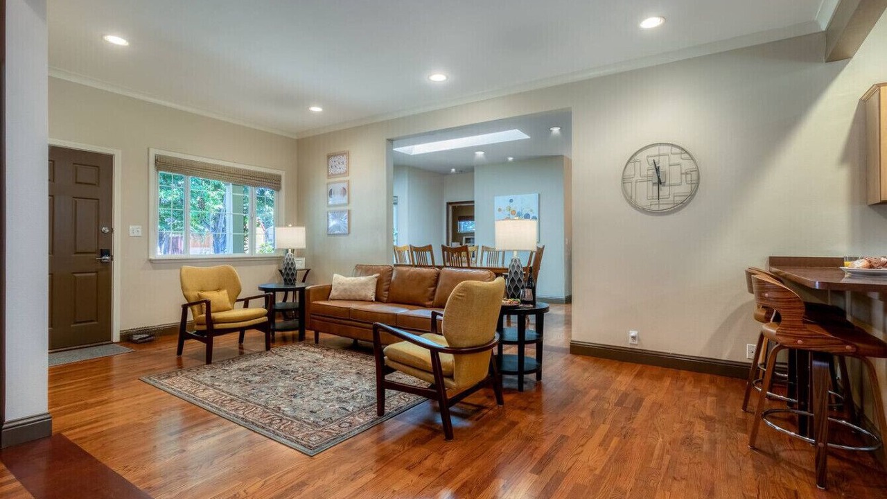 Photo of Livingroom in Walla Walla East