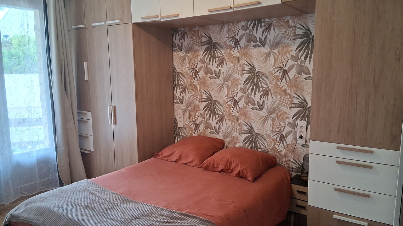 Photo of Bedroom in Plessis-le-Roi