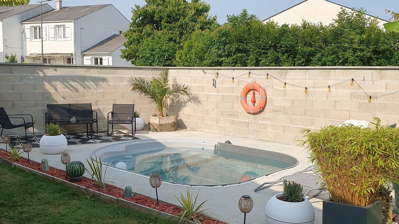 Photo of Outdoor in Plessis-le-Roi