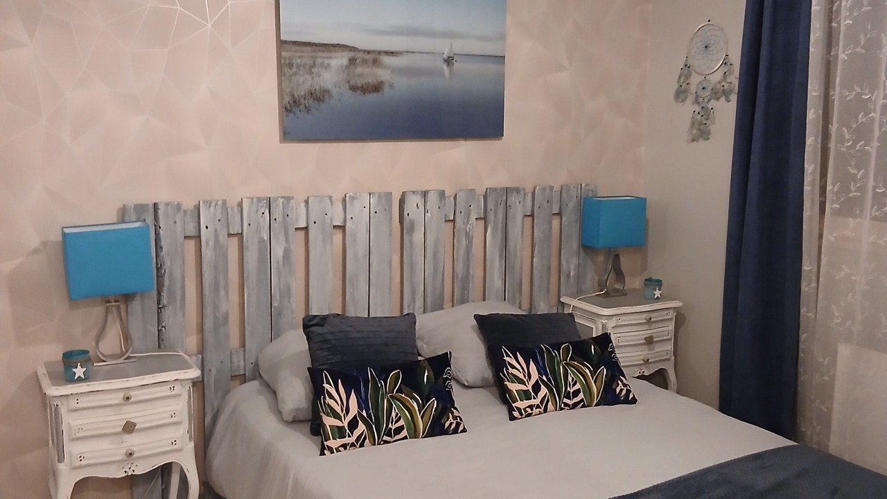 Photo of Bedroom in Plessis-le-Roi