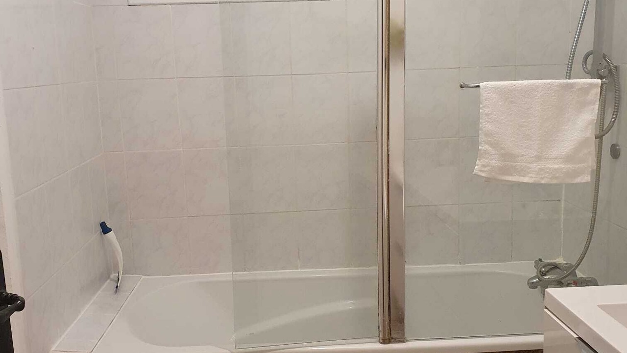 Photo of Bathroom in Plessis-le-Roi
