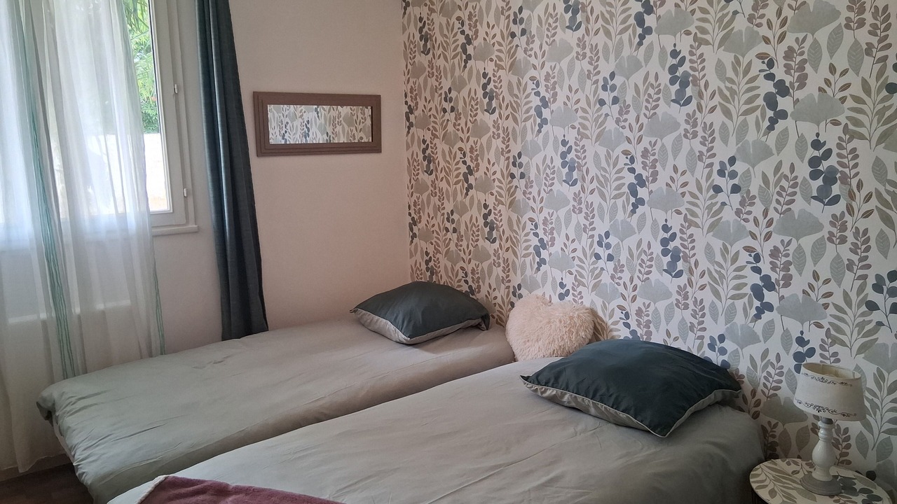 Photo of Bedroom in Plessis-le-Roi
