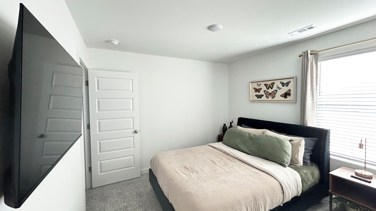 Photo of Bedroom in Normal