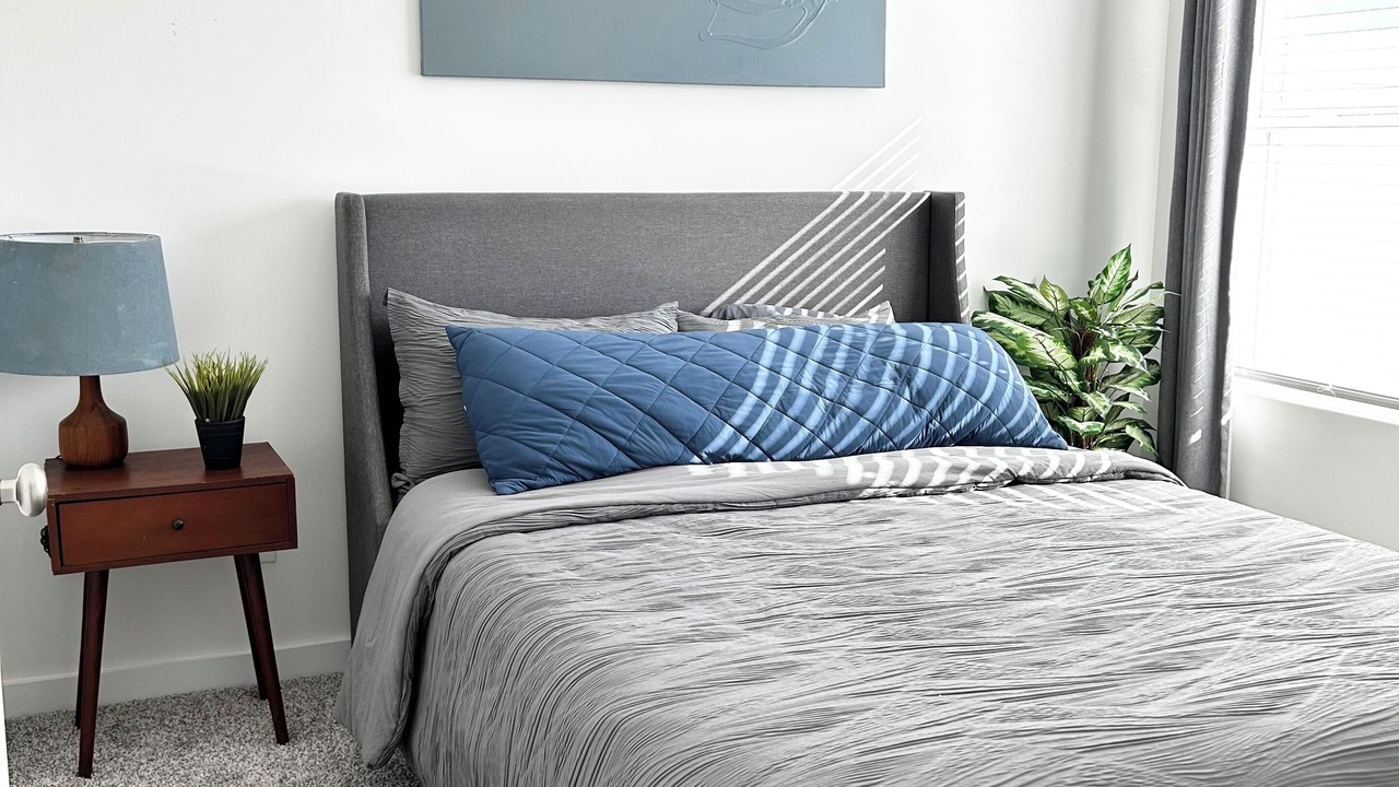 Photo of Bedroom in Normal