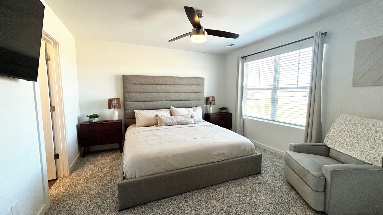 Photo of Bedroom in Normal