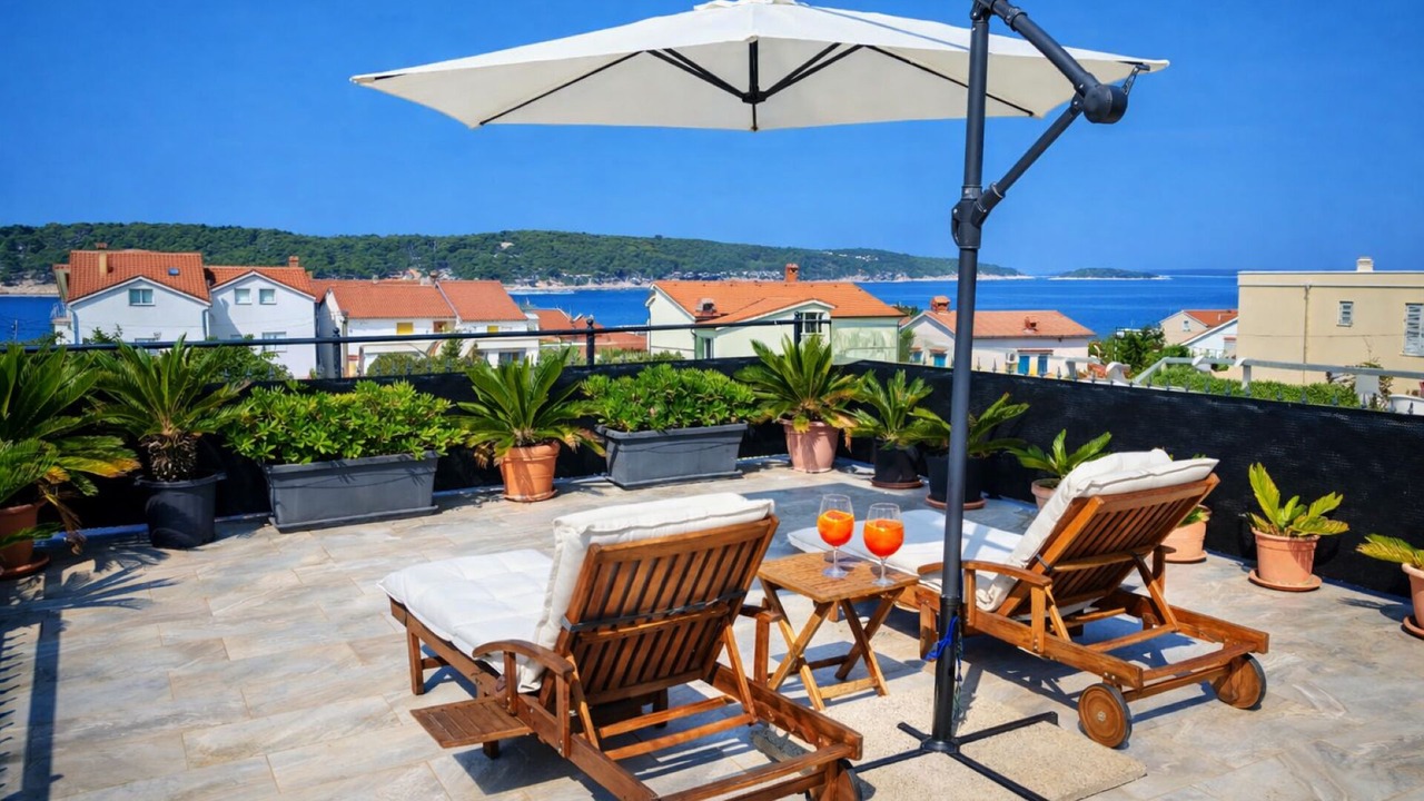 Photo of Patio Balcony in Barbat na Rabu
