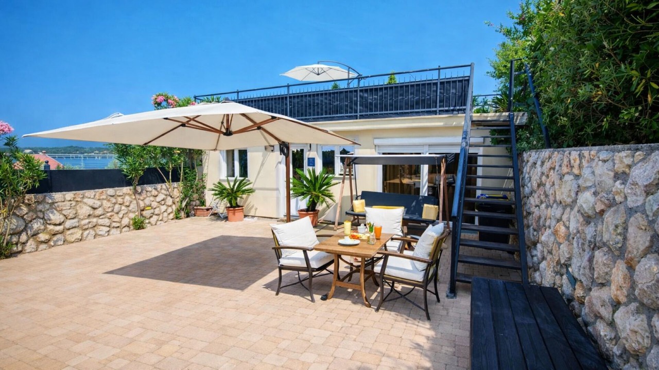 Photo of Outdoor in Barbat na Rabu