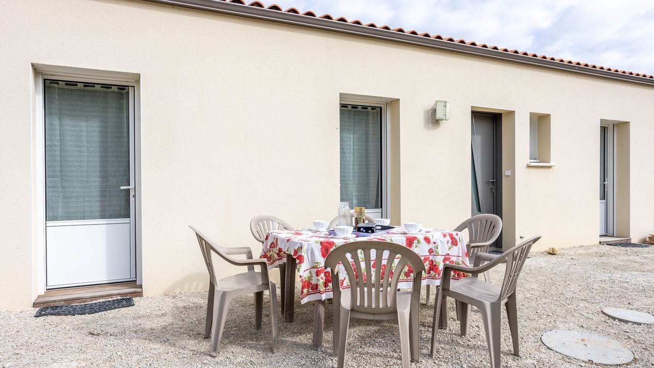Photo of Outdoor in Curzon