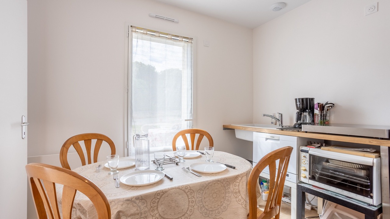 Photo of Kitchen in Curzon