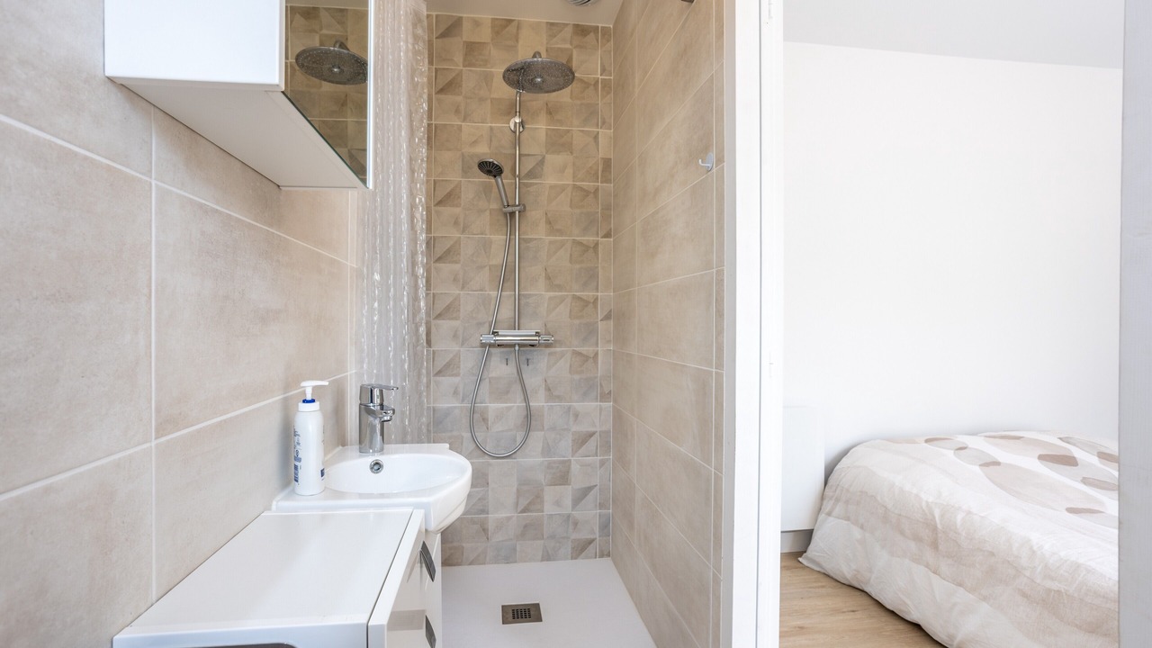 Photo of Bathroom in Curzon