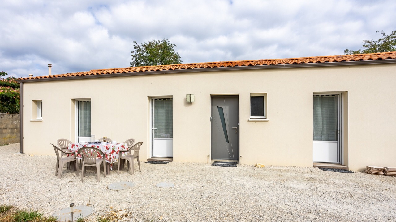 Photo of Outdoor in Curzon