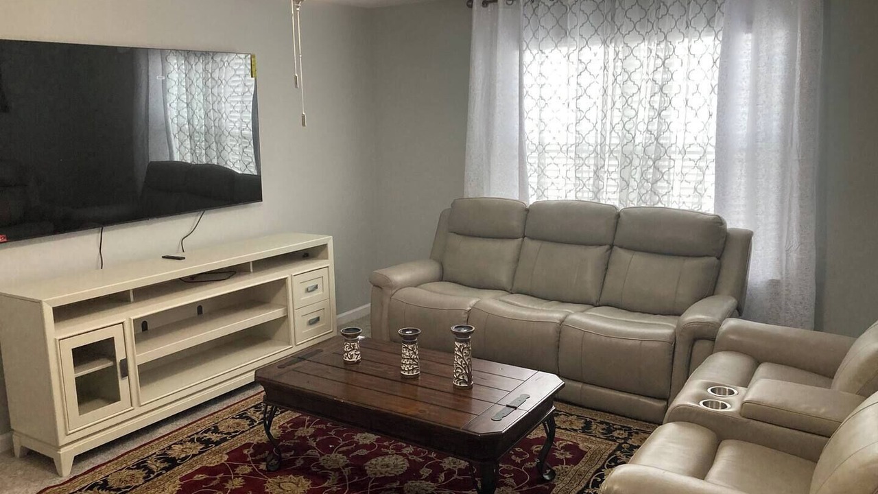 Photo of Livingroom in Smyrna