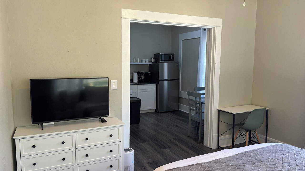 Photo of Bedroom in Winter Garden