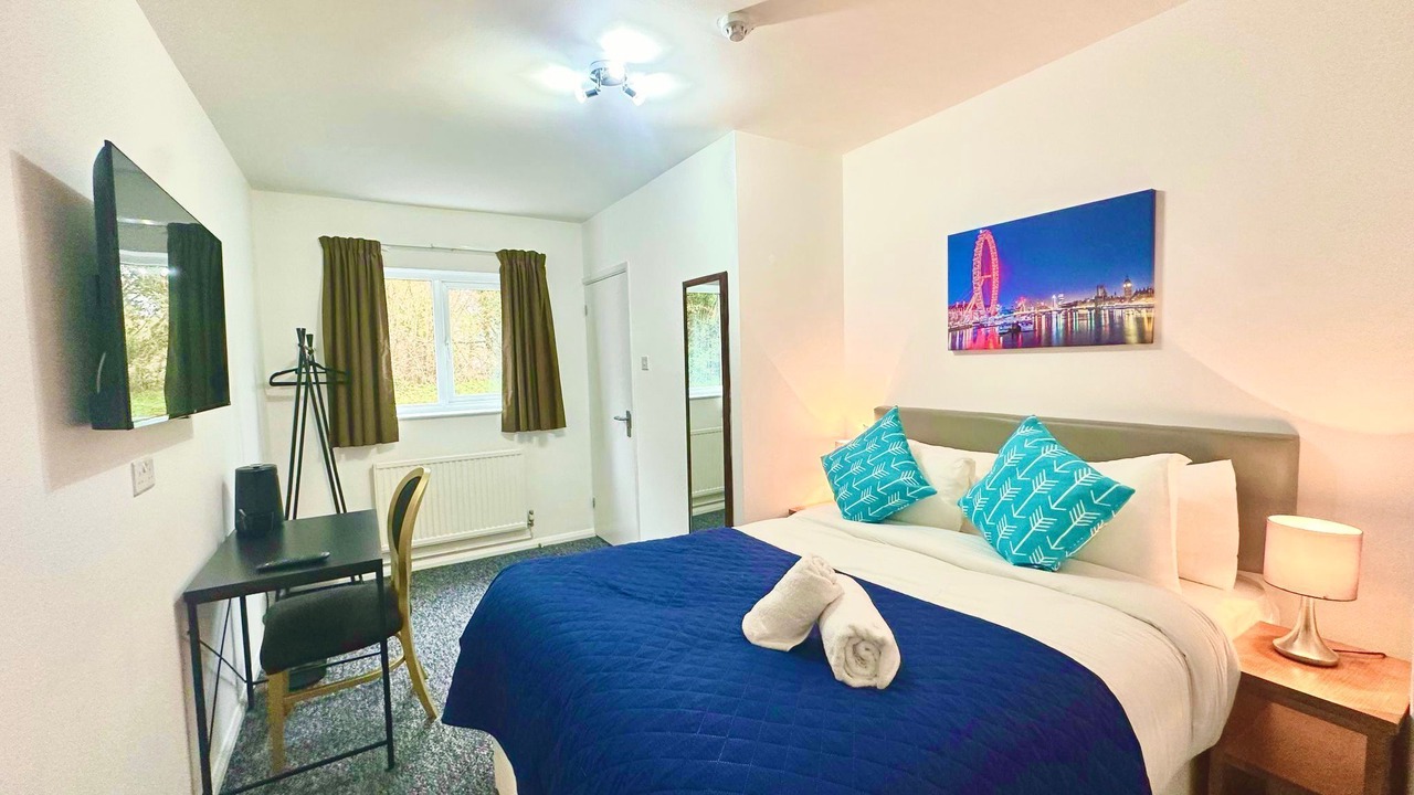 Photo of Bedroom in Wixford