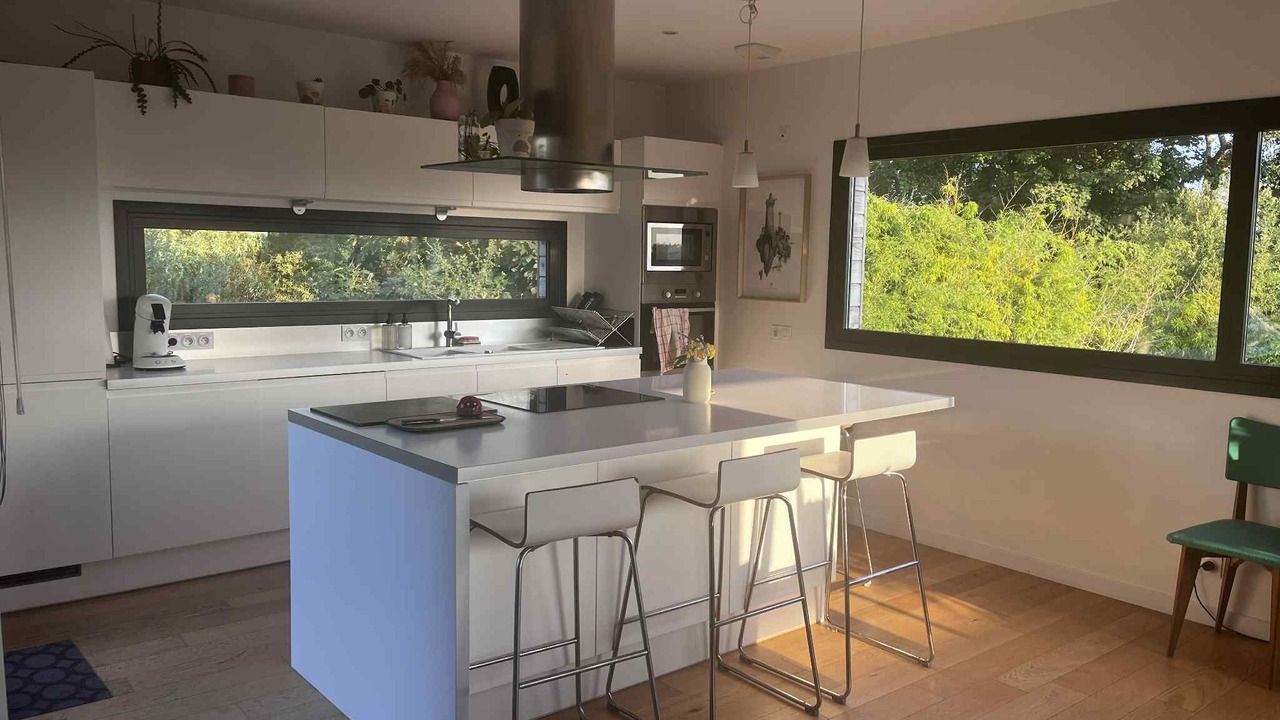 Photo of Kitchen in Landunvez
