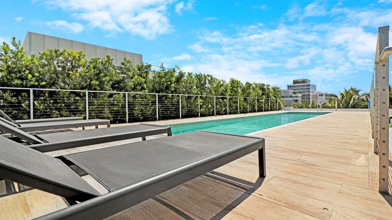 Photo of Outdoor in South Pointe