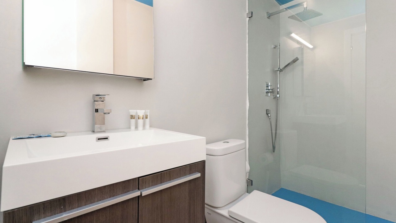 Photo of Bathroom in South Pointe