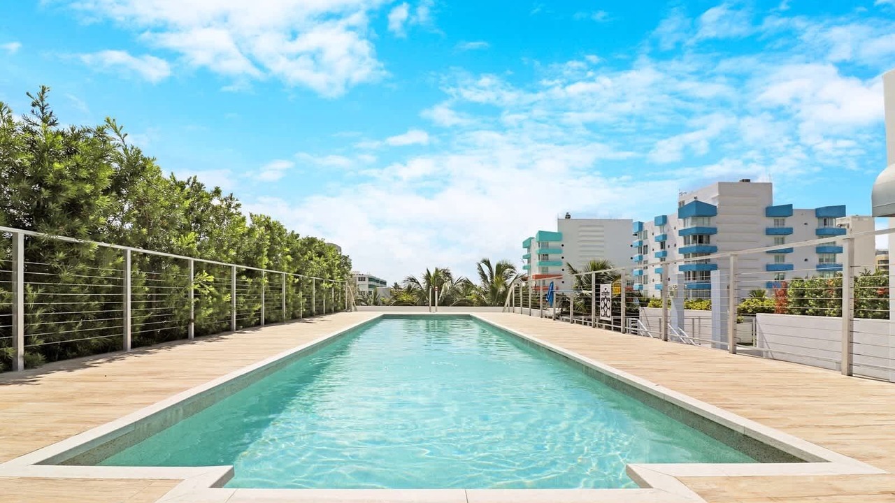 Photo of Outdoor in South Pointe