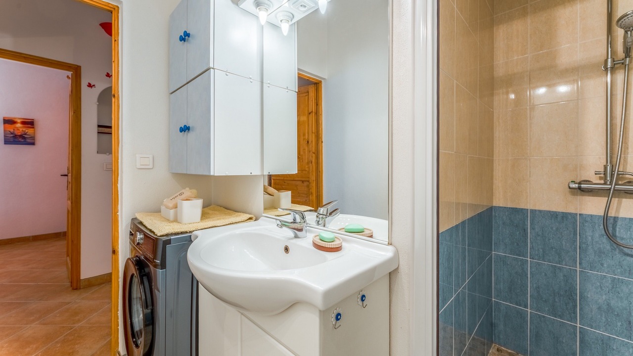Photo of Bathroom in Laval-Saint-Roman