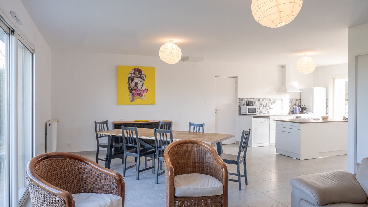 Photo of Others in Mesanger