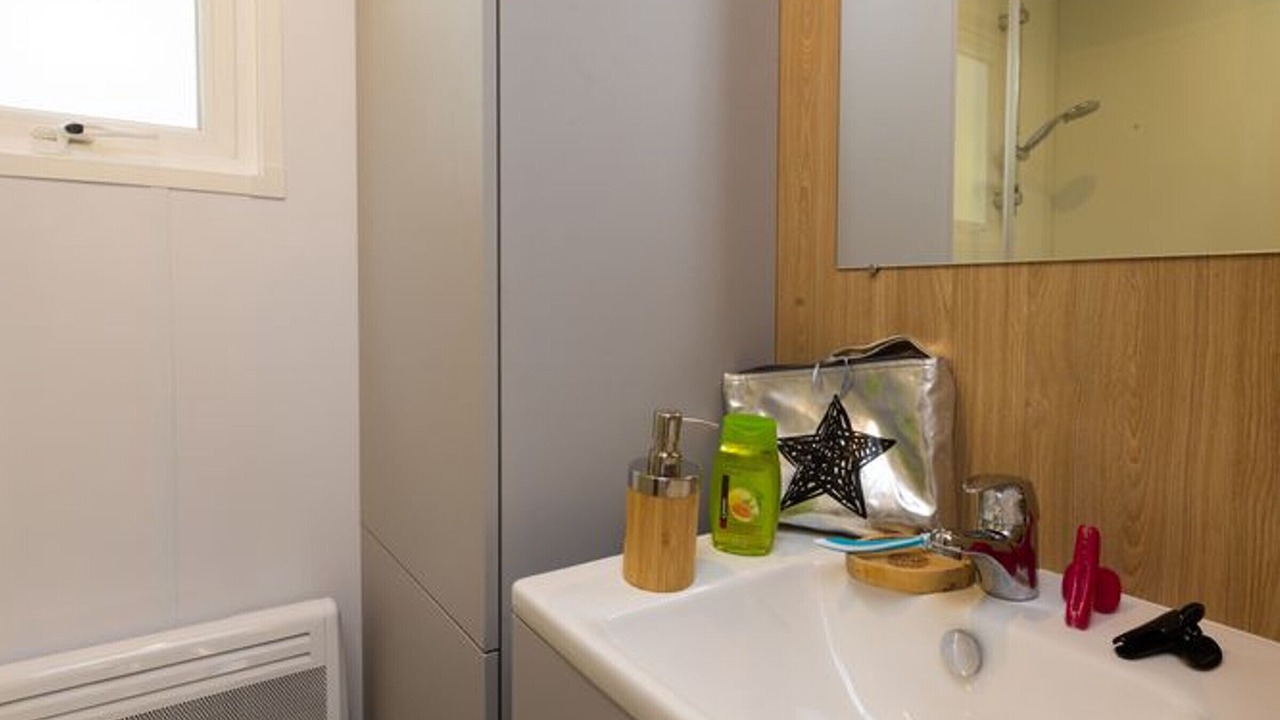 Photo of Bathroom in Lezignan-Corbieres