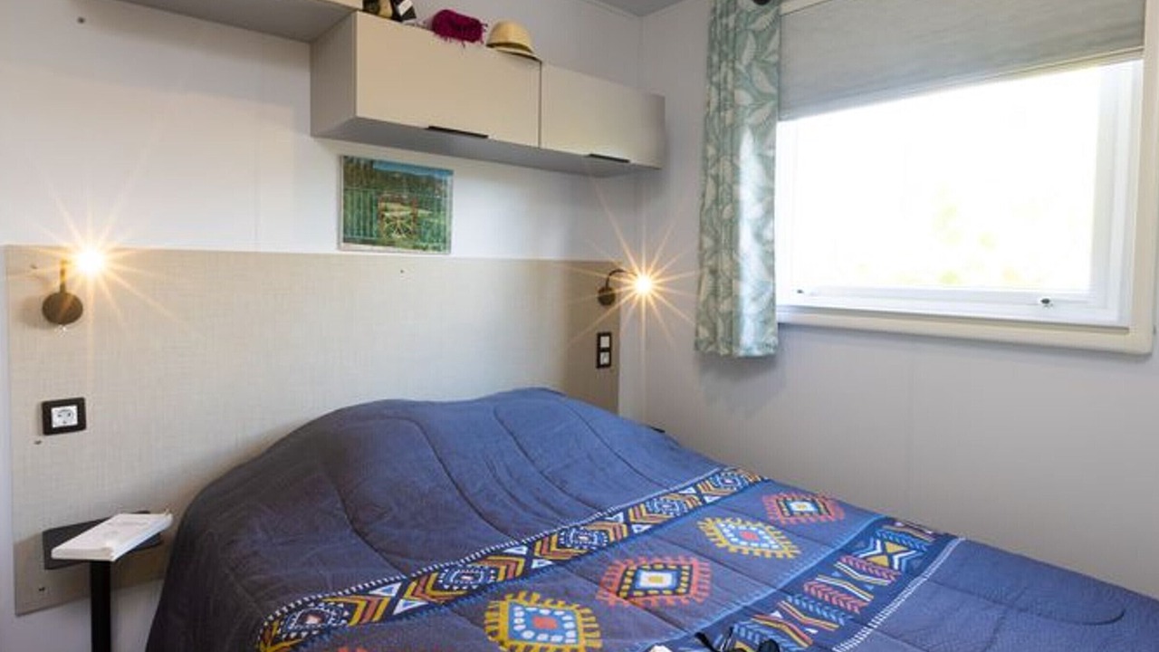 Photo of Bedroom in Lezignan-Corbieres