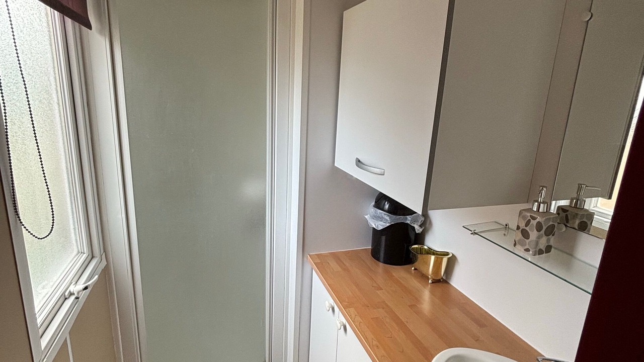 Photo of Bathroom in Renty