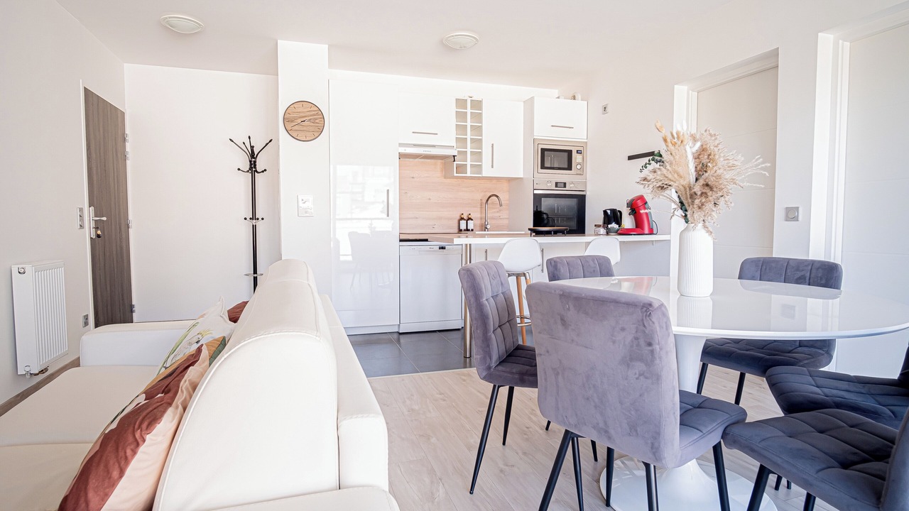 Photo of Others in Hincmar