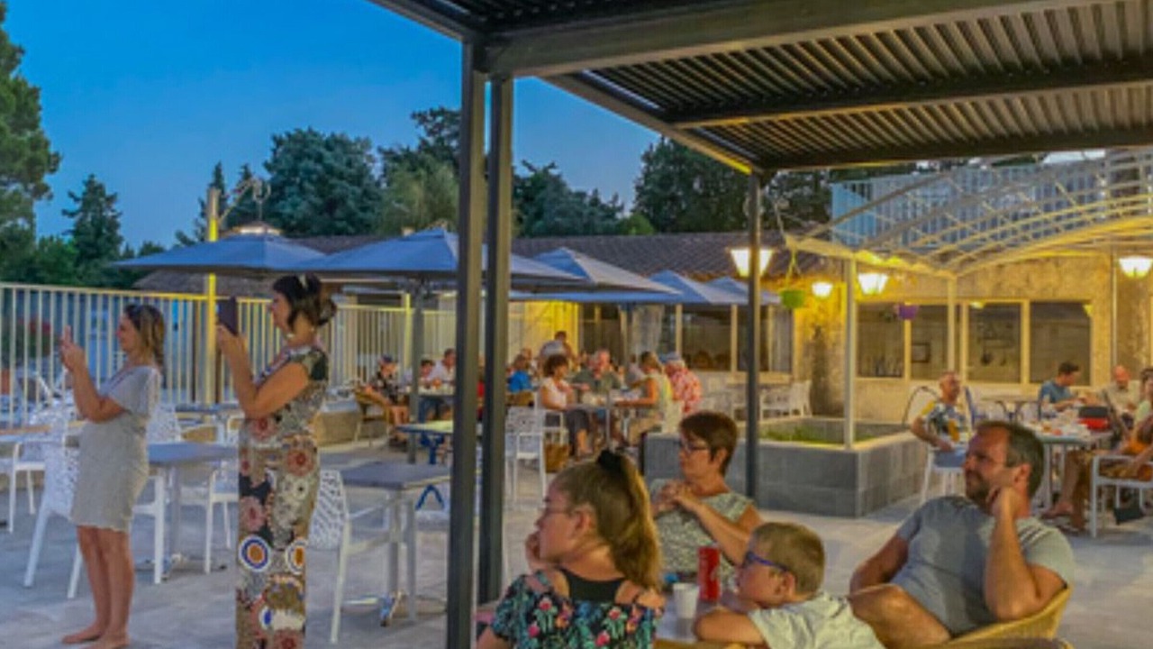 Photo of Outdoor in Noves